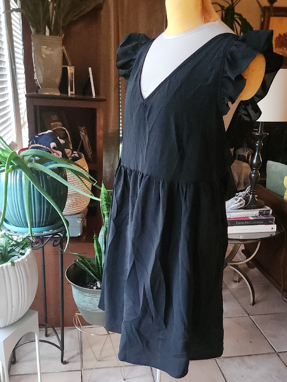 SHEIN Black Ruffle Sleeve V-Neck Sun Dress, Sz 2X